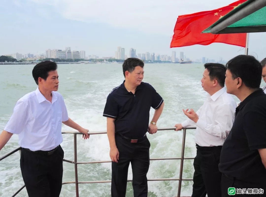 市委书记,市第一总河长方利旭同志带队赴榕江(汕头段)