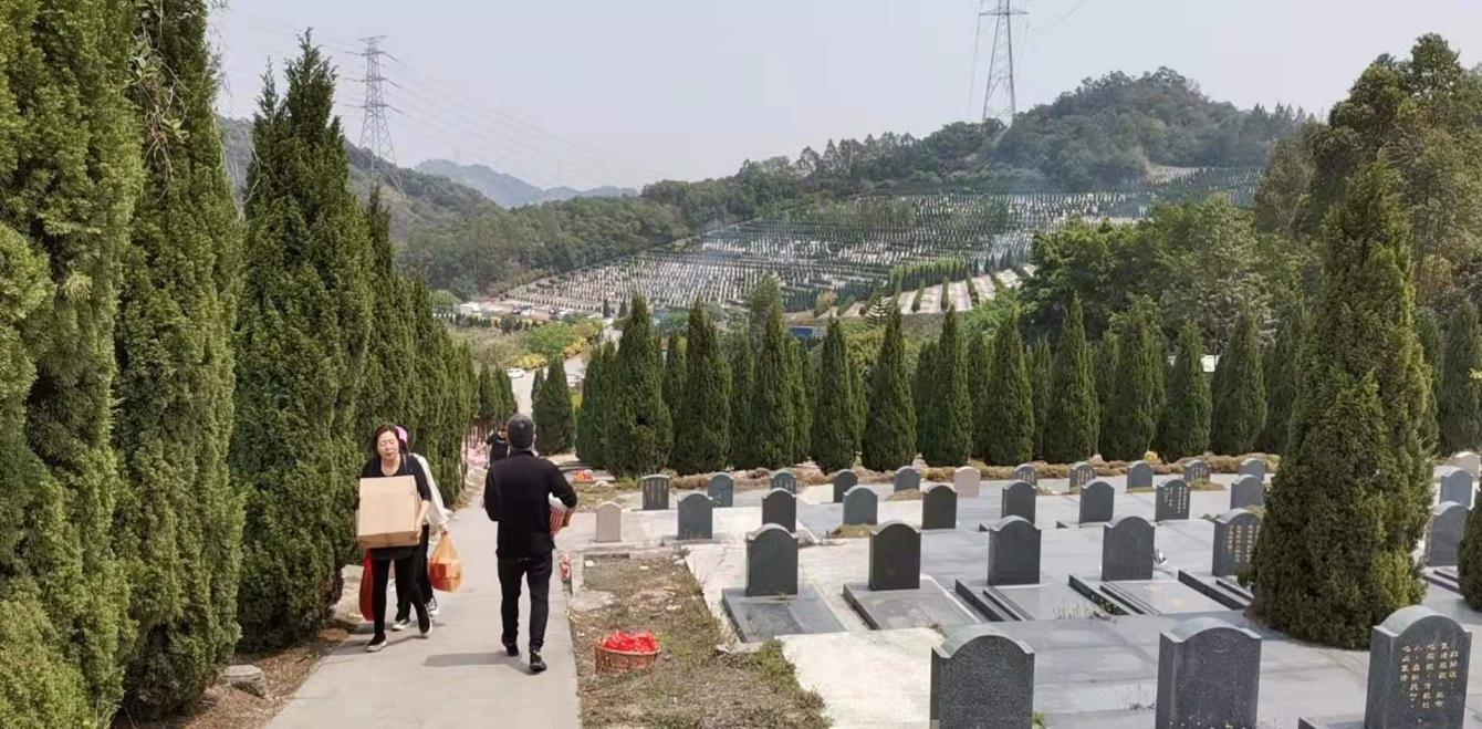 中华永久墓园鸡笼山墓区,该地处汕头,潮州,揭阳三市交汇,管控难度