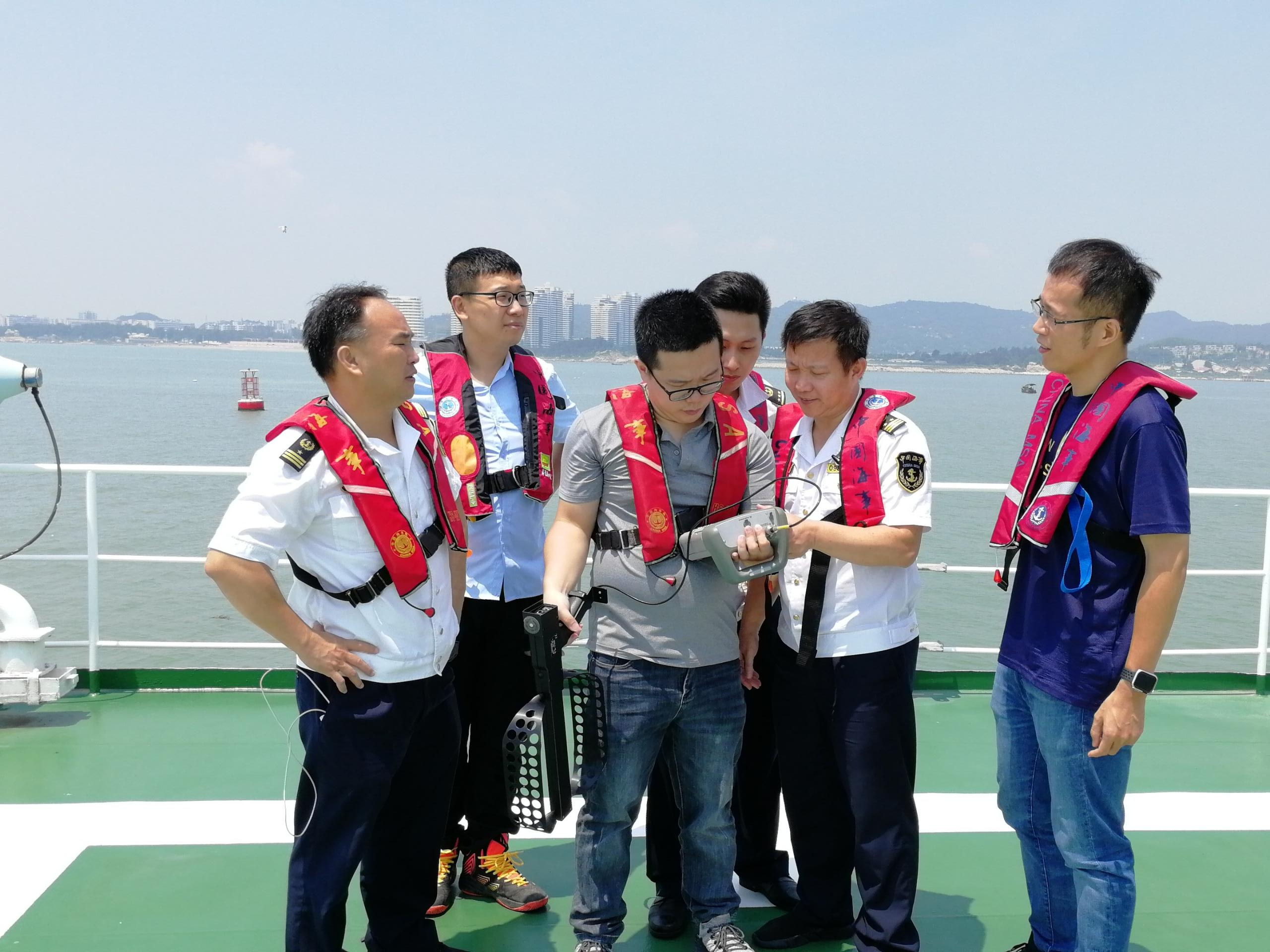 蜂蜜浏览器_8902dde25593cb94679314f94c3c4494.jpg