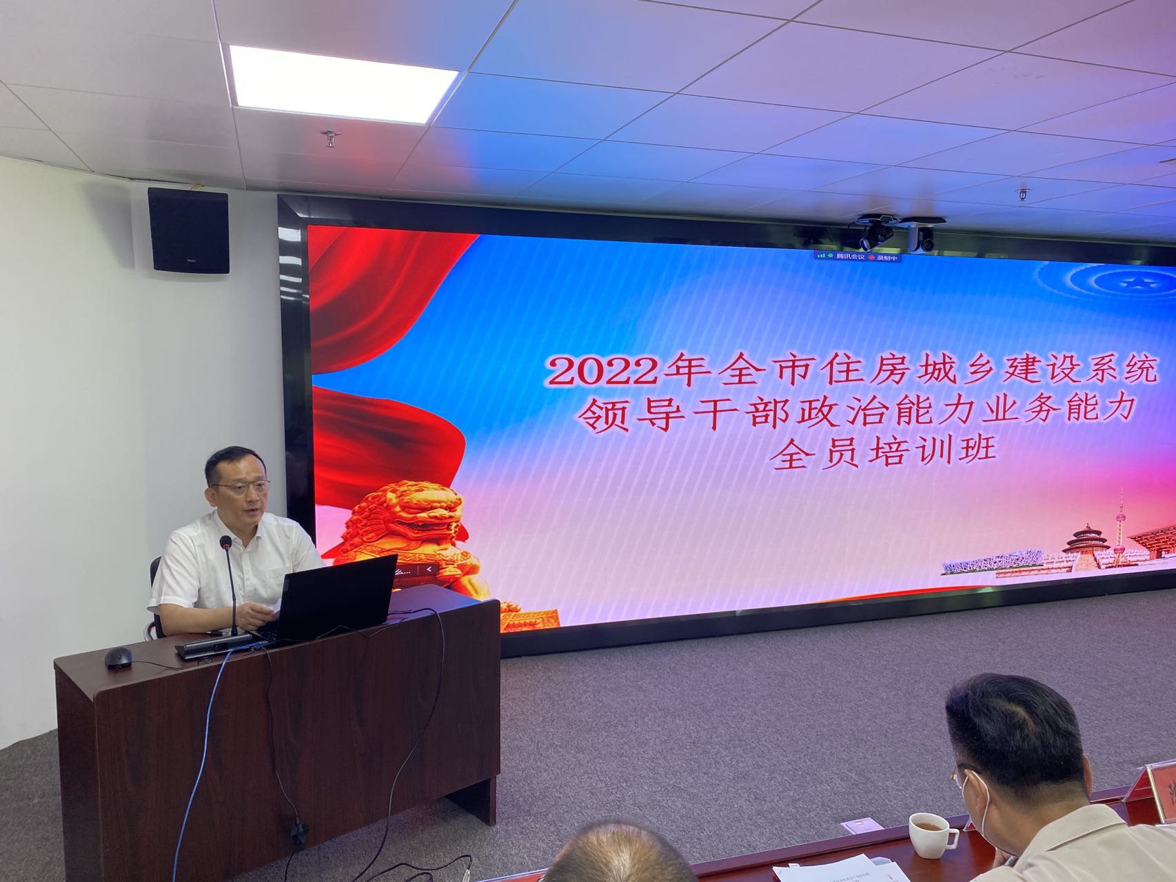 陳斌1.jpg