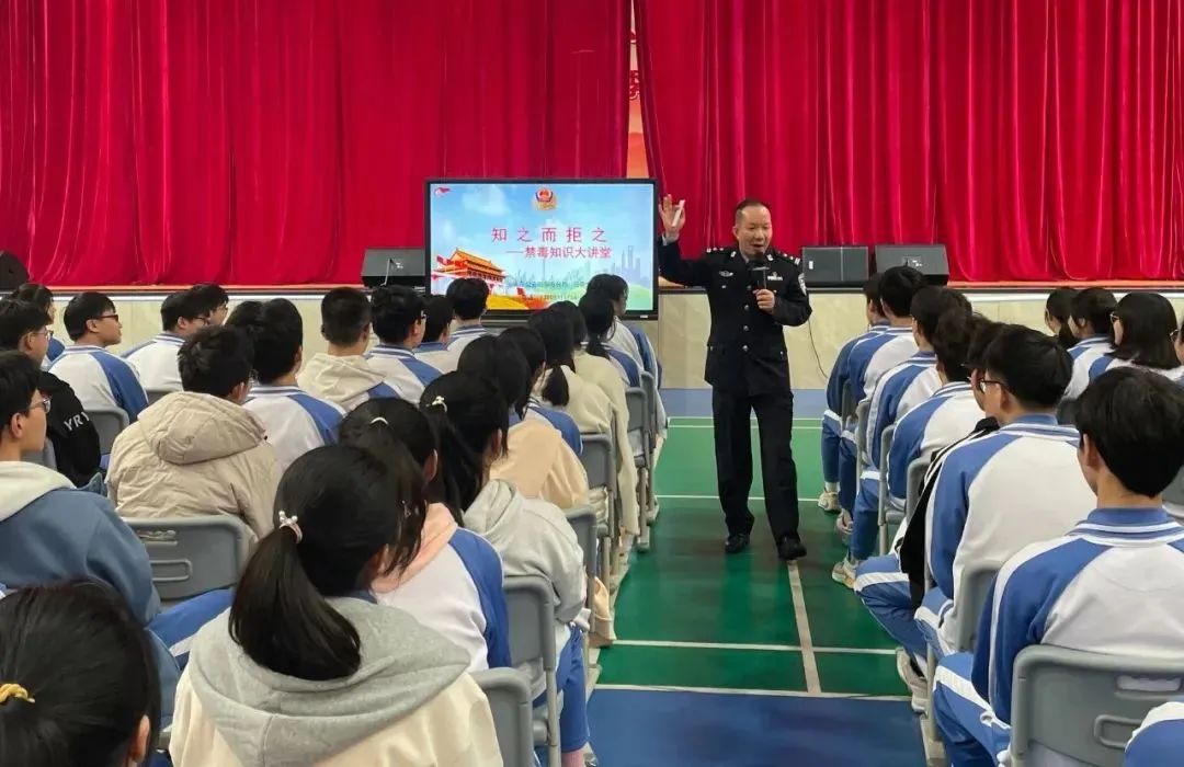 2023.02.19我为群众办实事｜潮南公安：持续开展禁毒宣传 筑牢校园“防毒墙”3.jpg