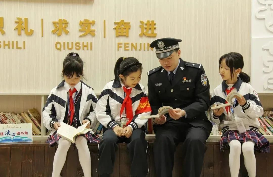 2023.03.19普法宣传｜汕头公安：送法进校园 普法护成长2.jpg
