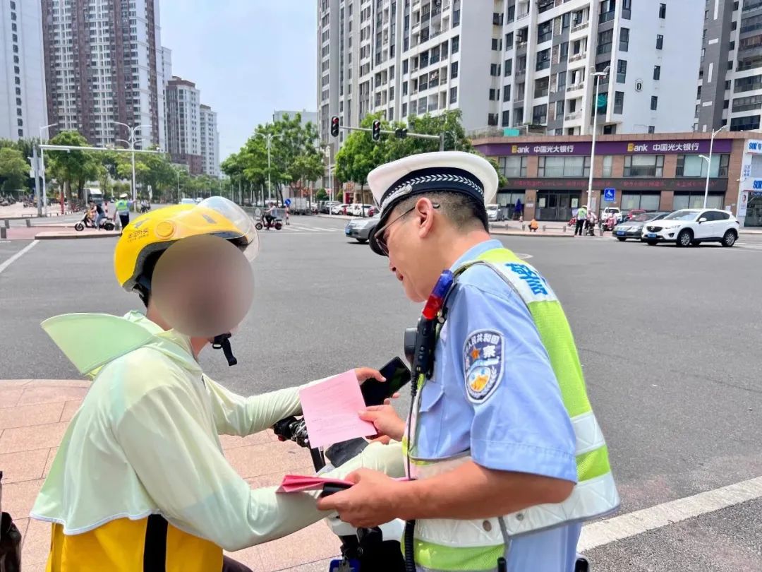 2023.05.07提升交通环境｜全市摩托车电动自行车交通秩序提升行动昨日正式启动，持续到12月底5.jpg