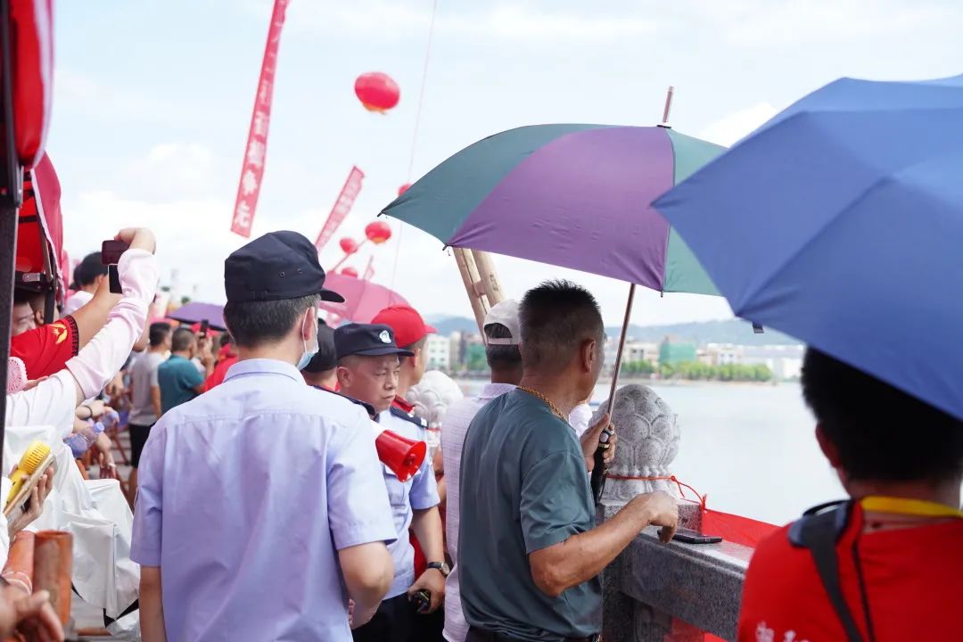 2023.06.22汕头公安：这个端午，平安“粽”有“警”相随6.jpg