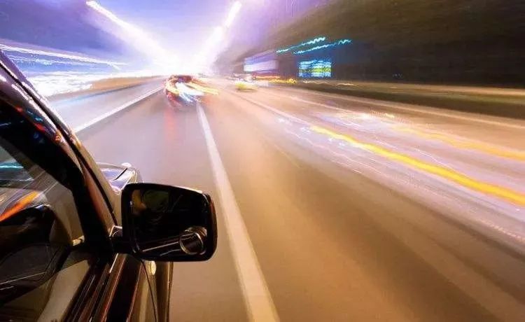 2023.10.25安全提示｜夜间安全行车，这七点秘诀你可得记好了......7.jpg