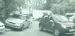 2023.12.05安全提示｜倒车，请注意！5.gif