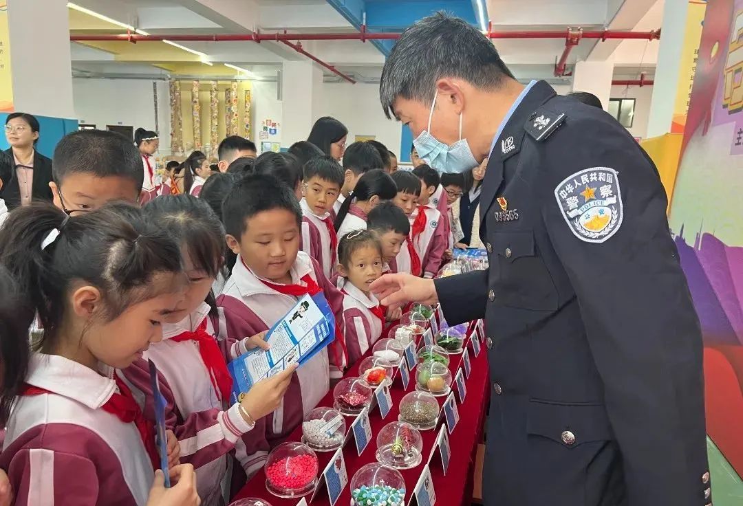 2023.12.21全民禁毒｜禁毒普法进校园 无毒青春伴成长2.jpg