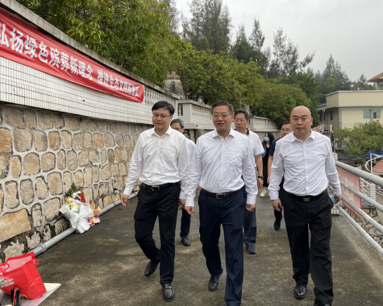 防微杜渐安全为天 文明祭祀引领新风——副市长赵志涛带队督导检查全市清明祭扫工作