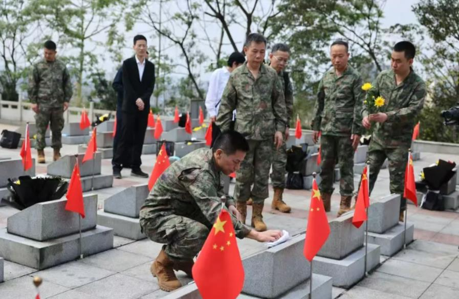 汕头赴桂开展祭英烈活动