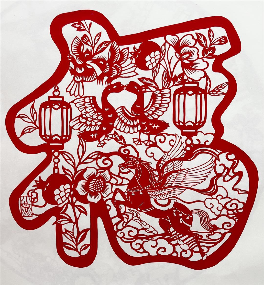 作品《骏马迎春福满门》。（摄影：陈文惠）