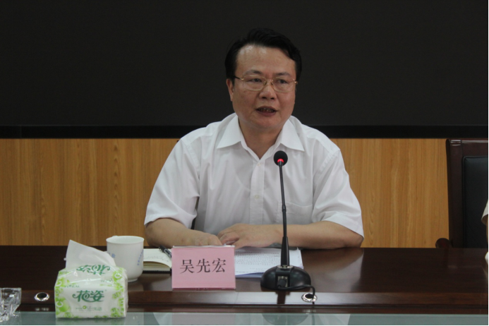 市发改局迅速传达贯彻马文田书记到市发改局调研座谈讲话精神