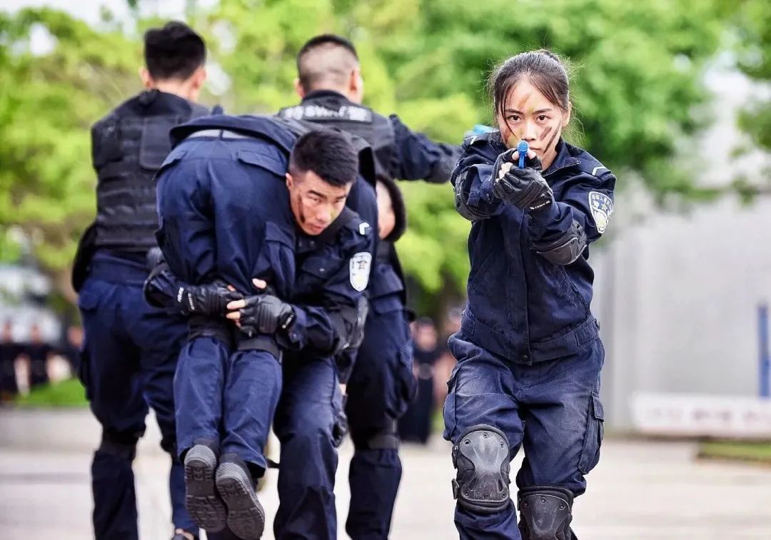 2023.01.14报名倒计时～快冲！汕头公安欢迎你的加入！1.jpg