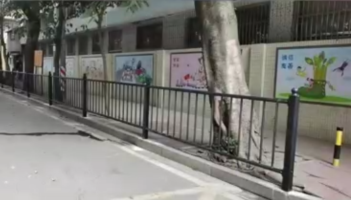 开学第一天｜汕头公安硬核“护学” 安全感拉满12.png