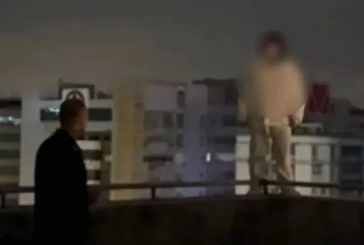 2023.02.16我为群众办实事|龙湖公安:90分钟暖心对话 民警成功救下轻生女子1.jpg