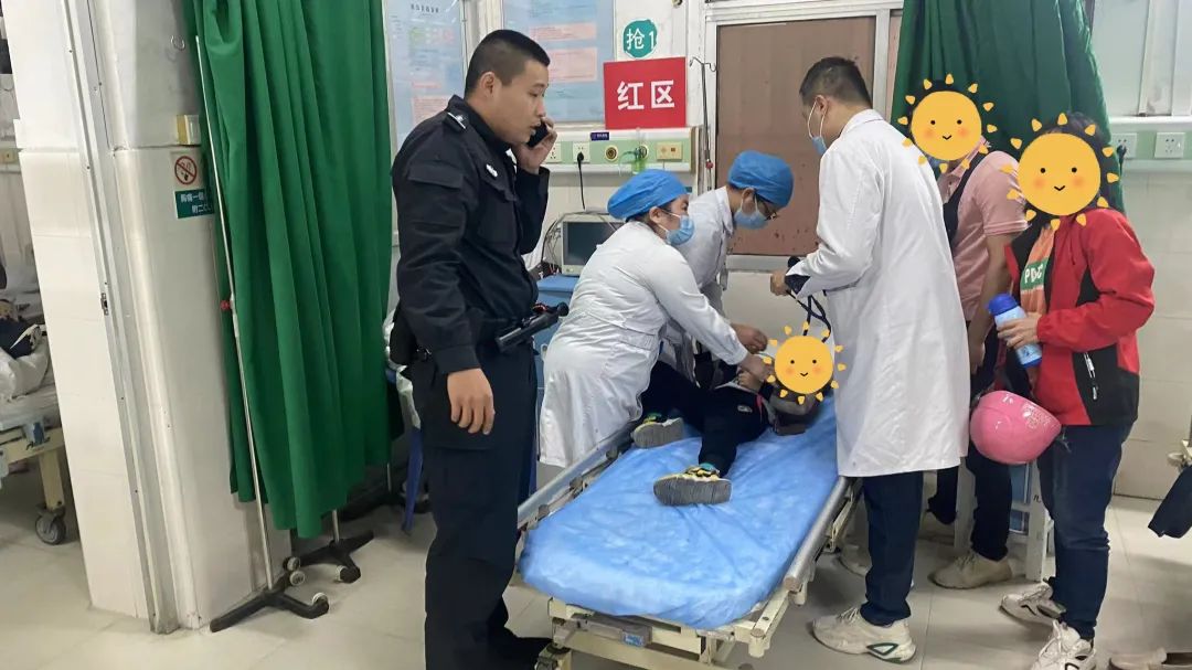 2023.04.16暖心警事｜一路狂奔！汕头特警“火速”开道为生命护航2.jpg