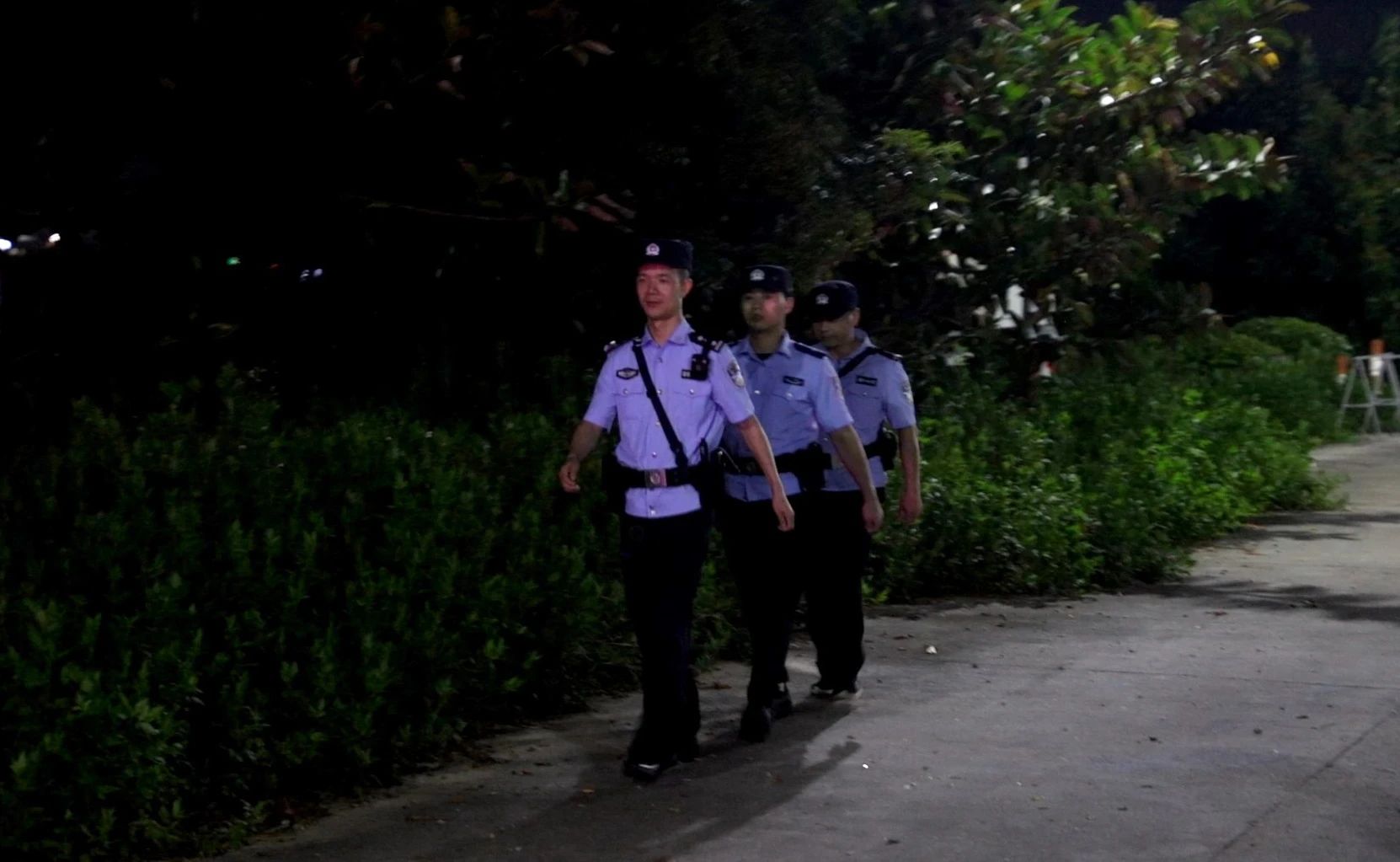 2023.08.26夏季治安打击整治行动|步步推进 时时守护:汕头公安开展夏夜治安巡查宣防第四次集中统一行动18.jpg