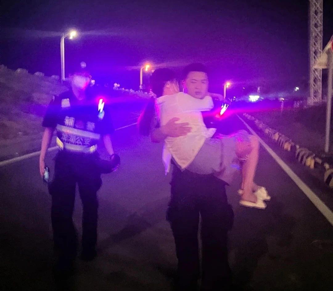 2023.10.04平安守护｜大家都在说“被汕头的特警‘狠狠’感动到！”是怎么一回事？请点这里~1.jpg