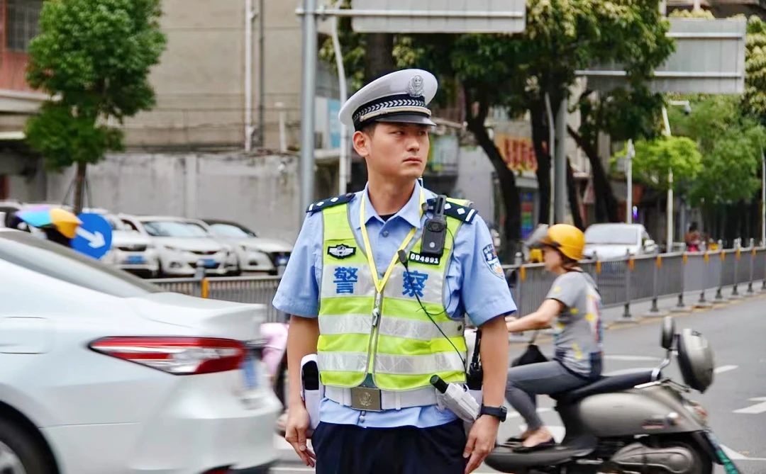 2024.05.04汕头公安的藏蓝青春，就是这young！3.jpg
