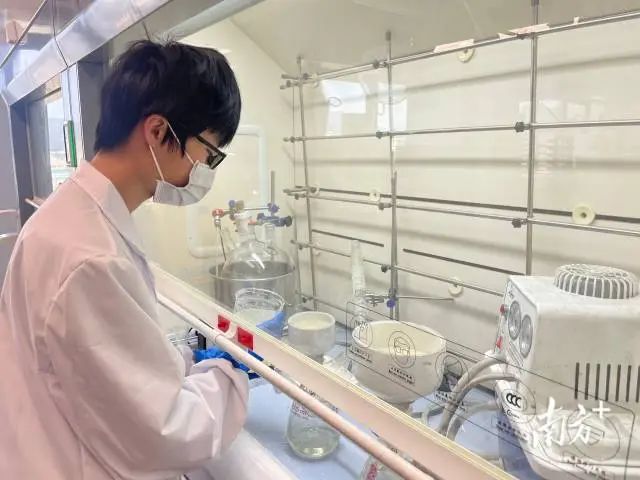 南方+ 余丹 拍摄